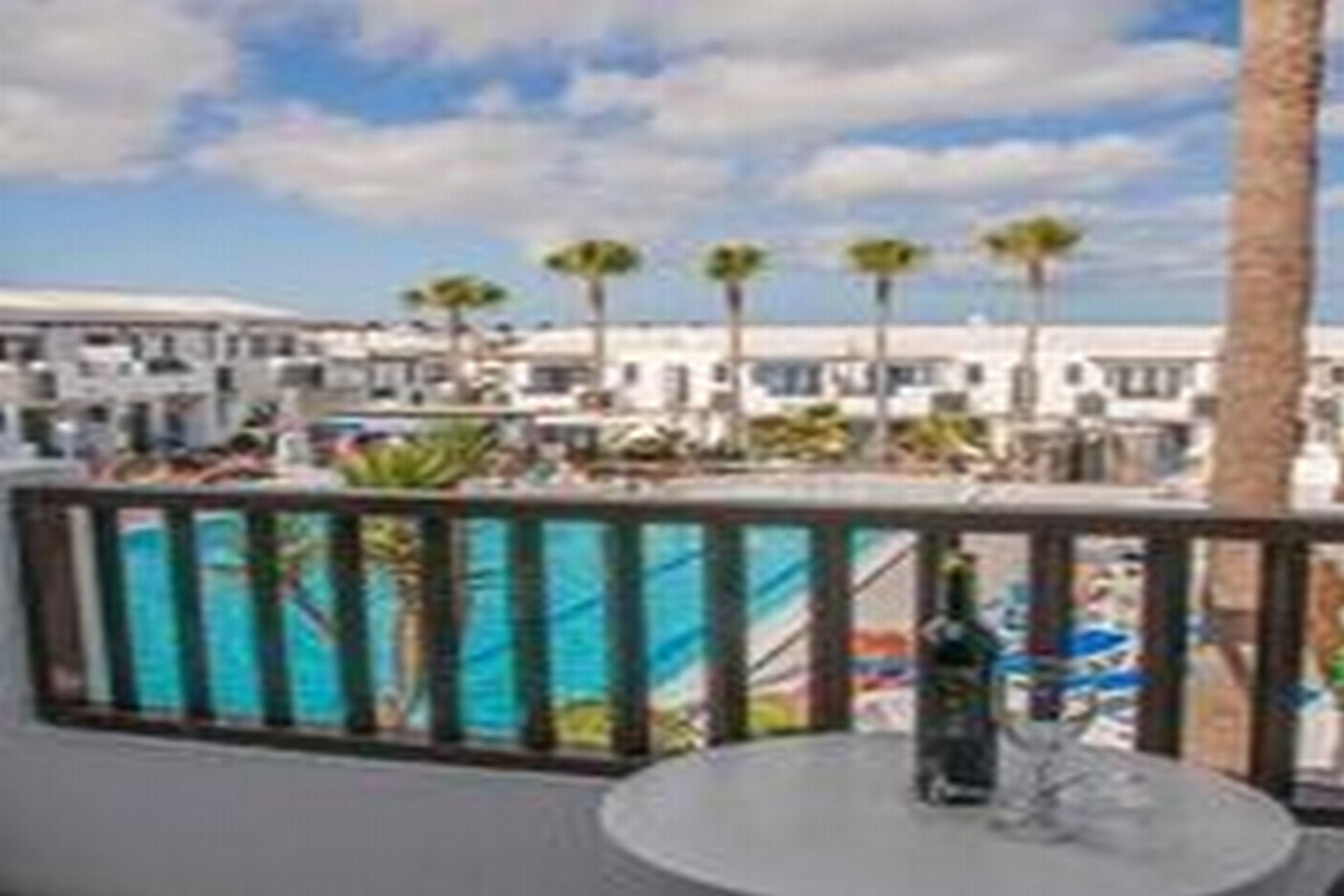 Apart-hotel Plaza Azul 2*